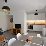 Fantastic Two-bedroom With Garden Near The Appartement