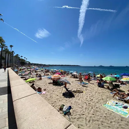 Daire Fantastic Two-bedroom With Garden Near The *