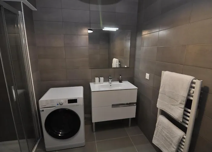 Fantastic Two-bedroom With Garden Near The *